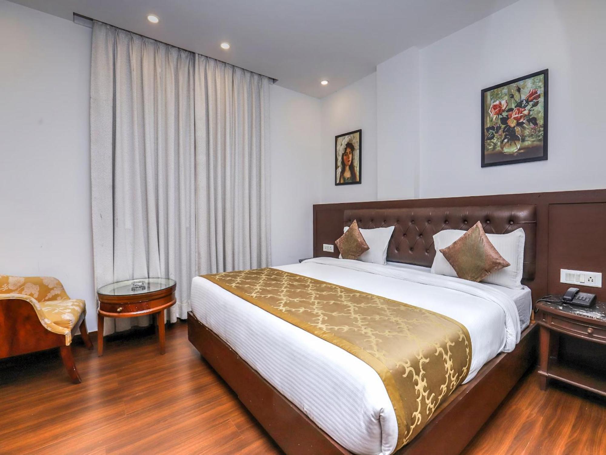 Hotel Jmd New Delhi